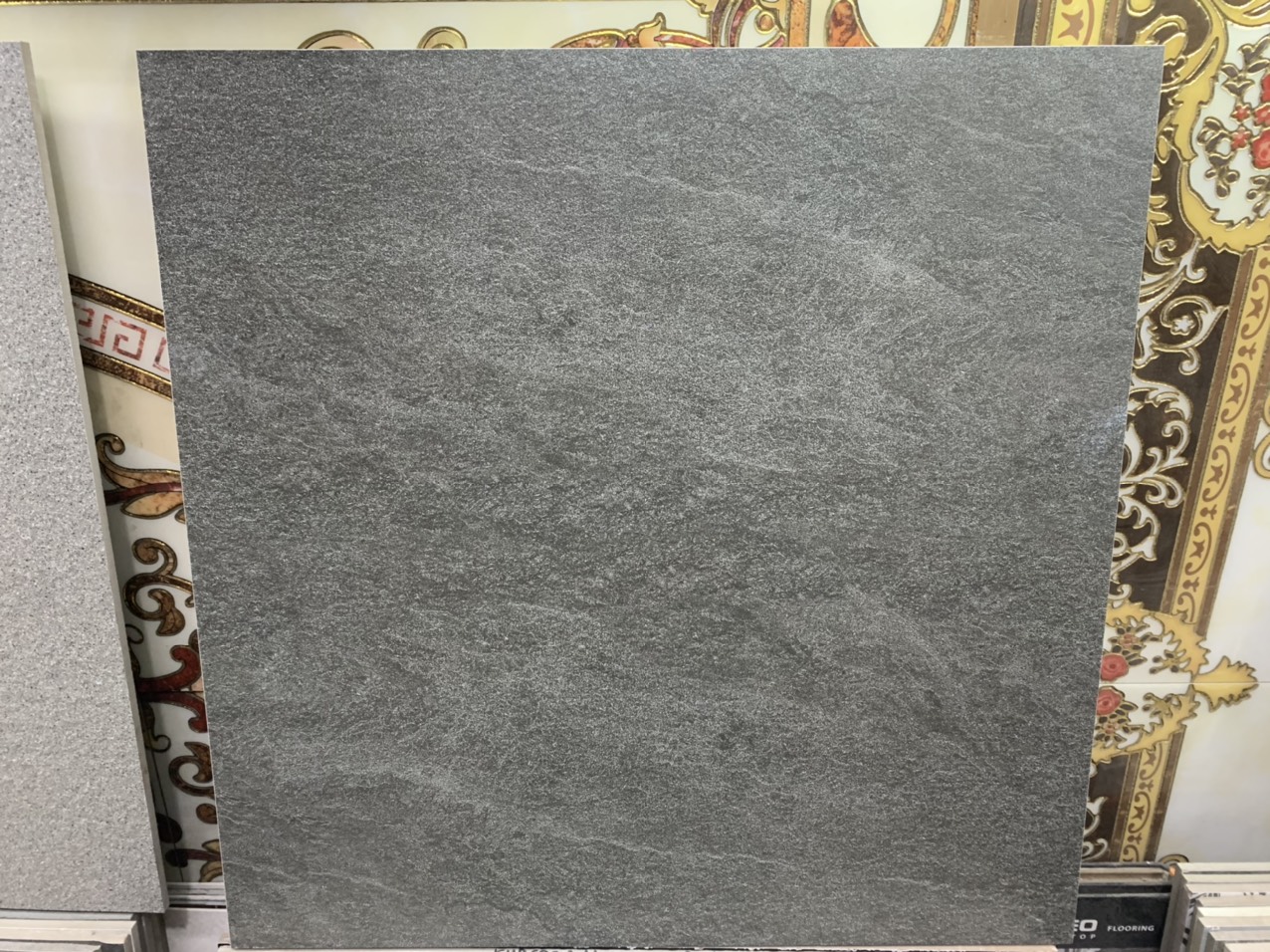 Gạch lát nền vân đá đen 60×60 Vitto 5631