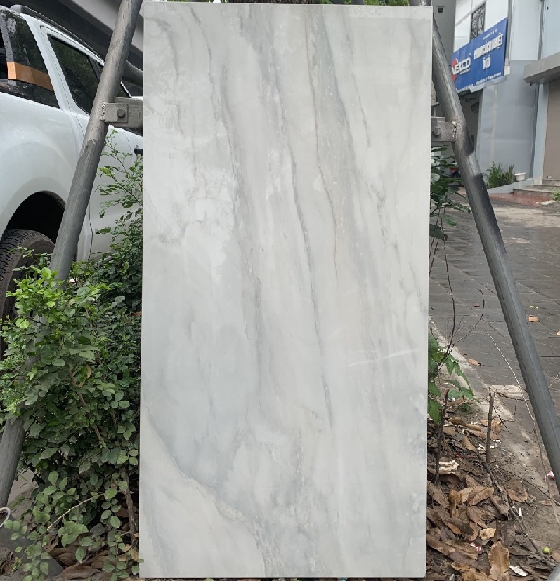 Gạch nhập khẩu Ấn Độ 60x120cm vân đá chảy ghi trắng HM96