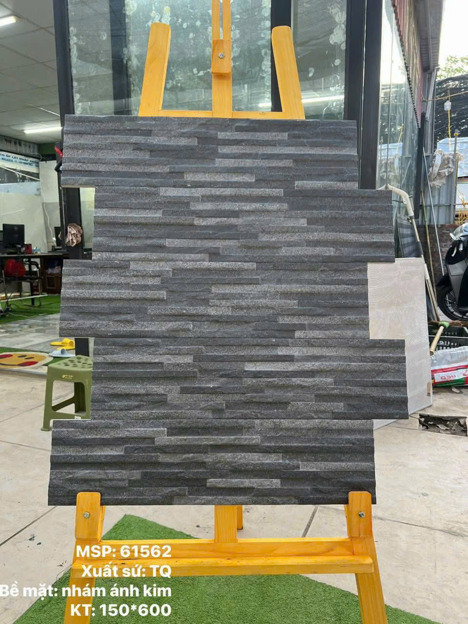 Gạch ốp tường 15×60 Trung Quốc vàng ánh kim 61566